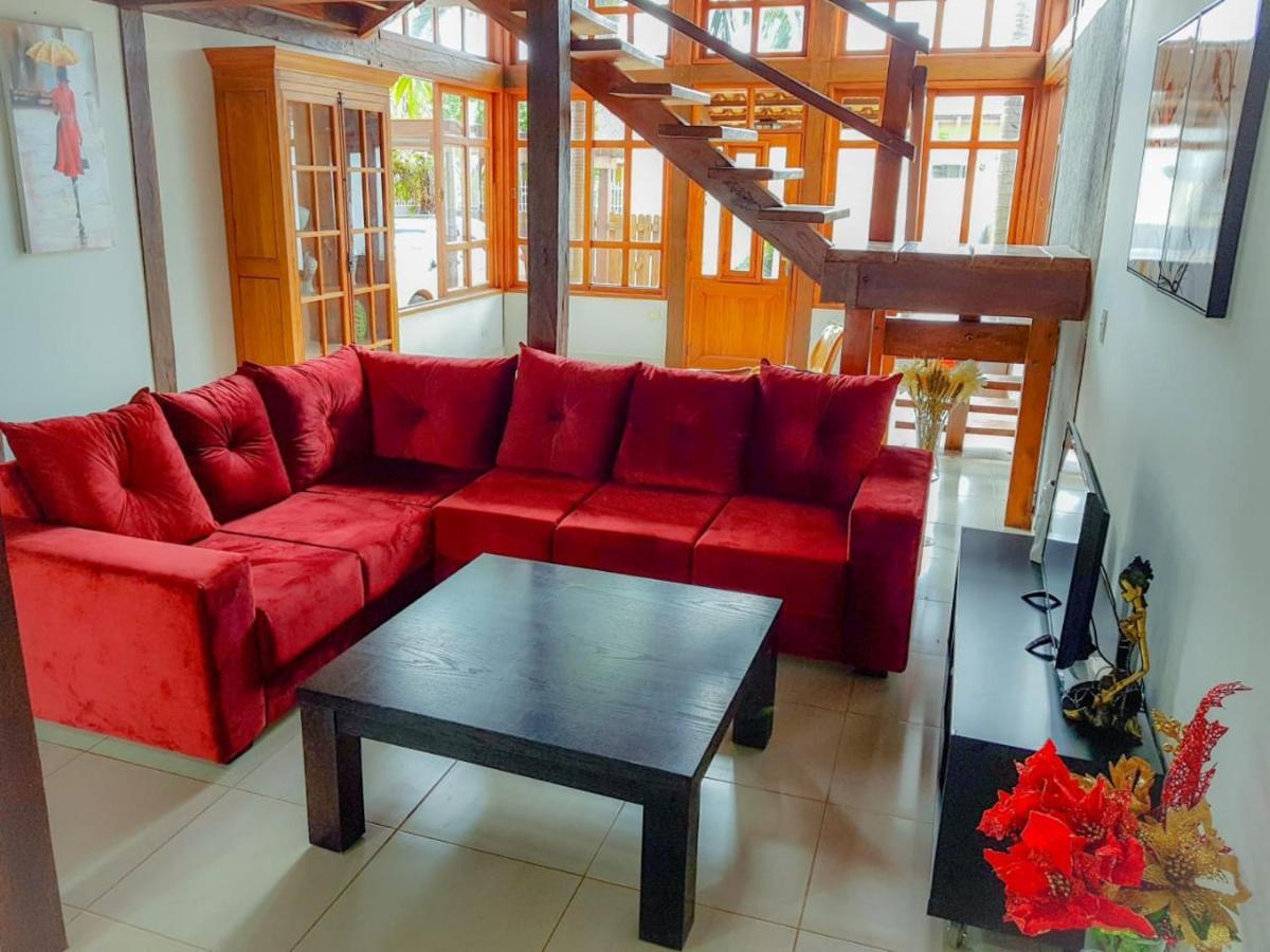 הוילה בוניטו Casa Com Piscina, Bem Localizada מראה חיצוני תמונה