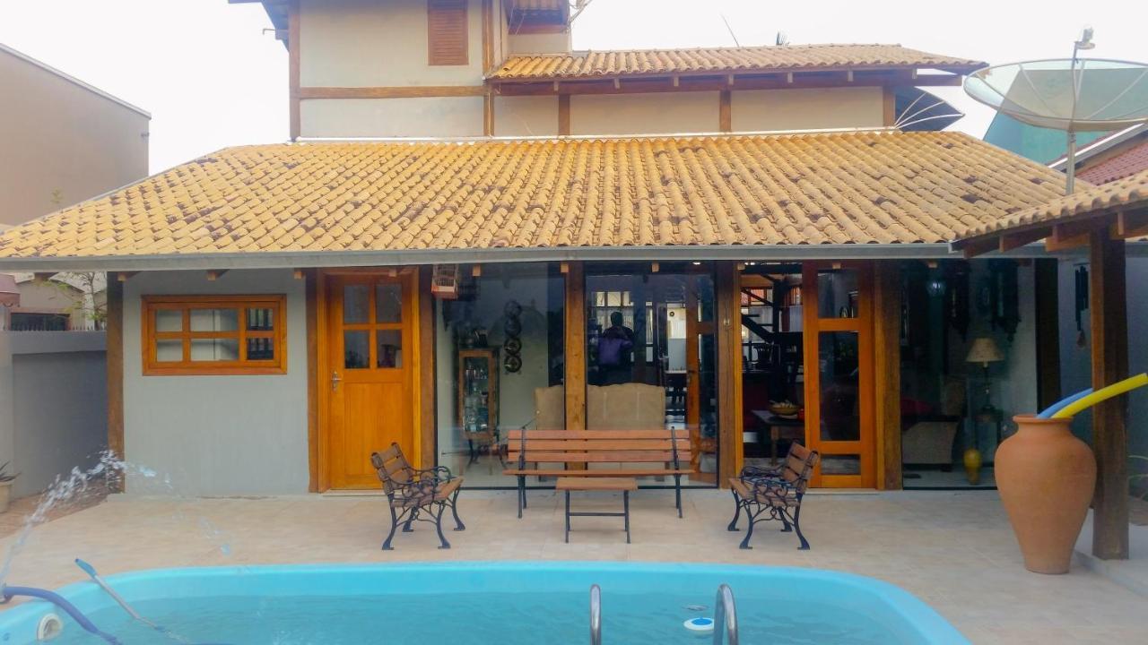 הוילה בוניטו Casa Com Piscina, Bem Localizada מראה חיצוני תמונה
